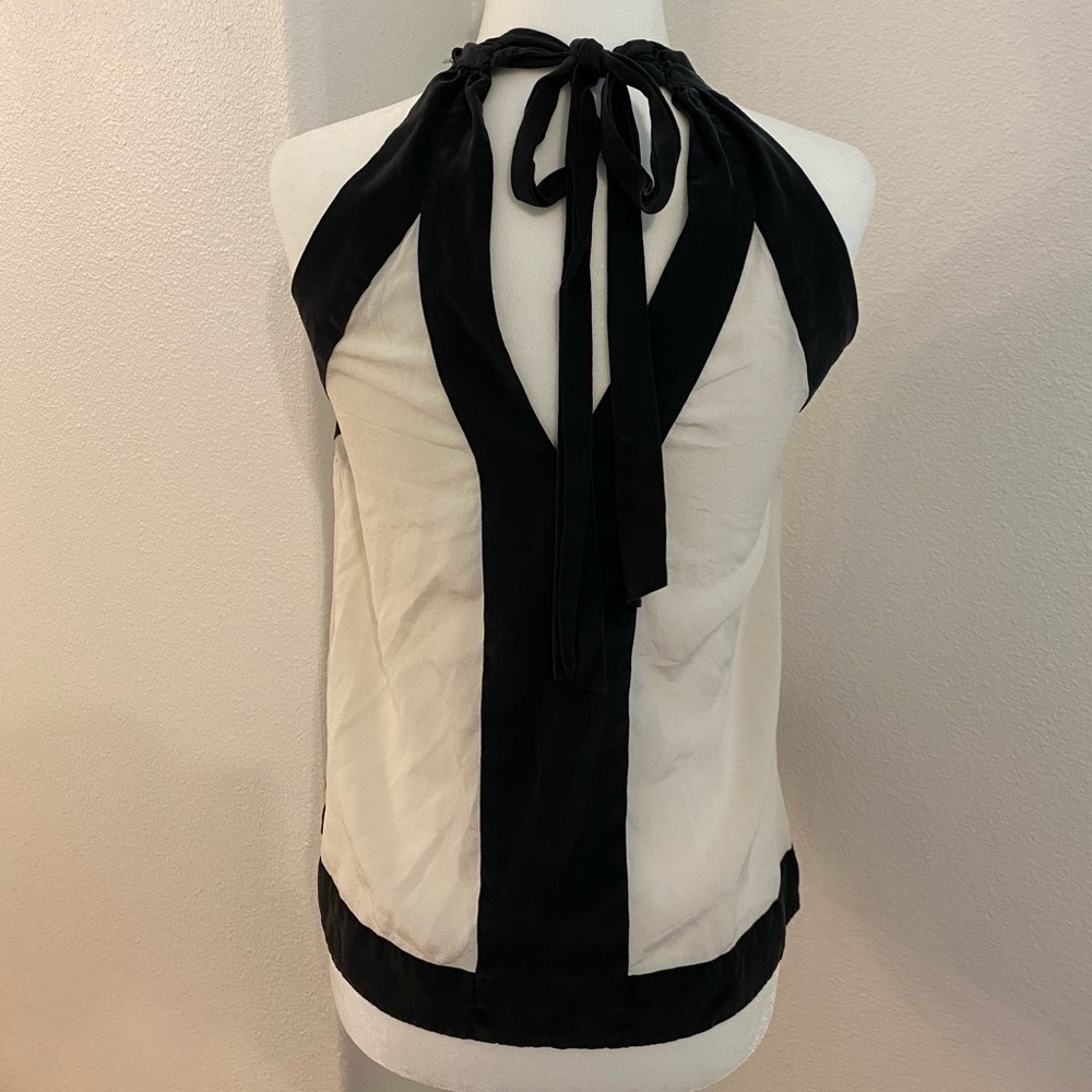 Top - Picture 2 of 2